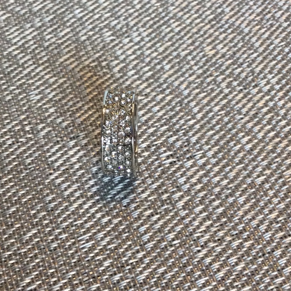 Statement Ring - Picture 2 of 6